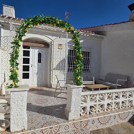 Holiday Apartments Torrevieja Exterior foto
