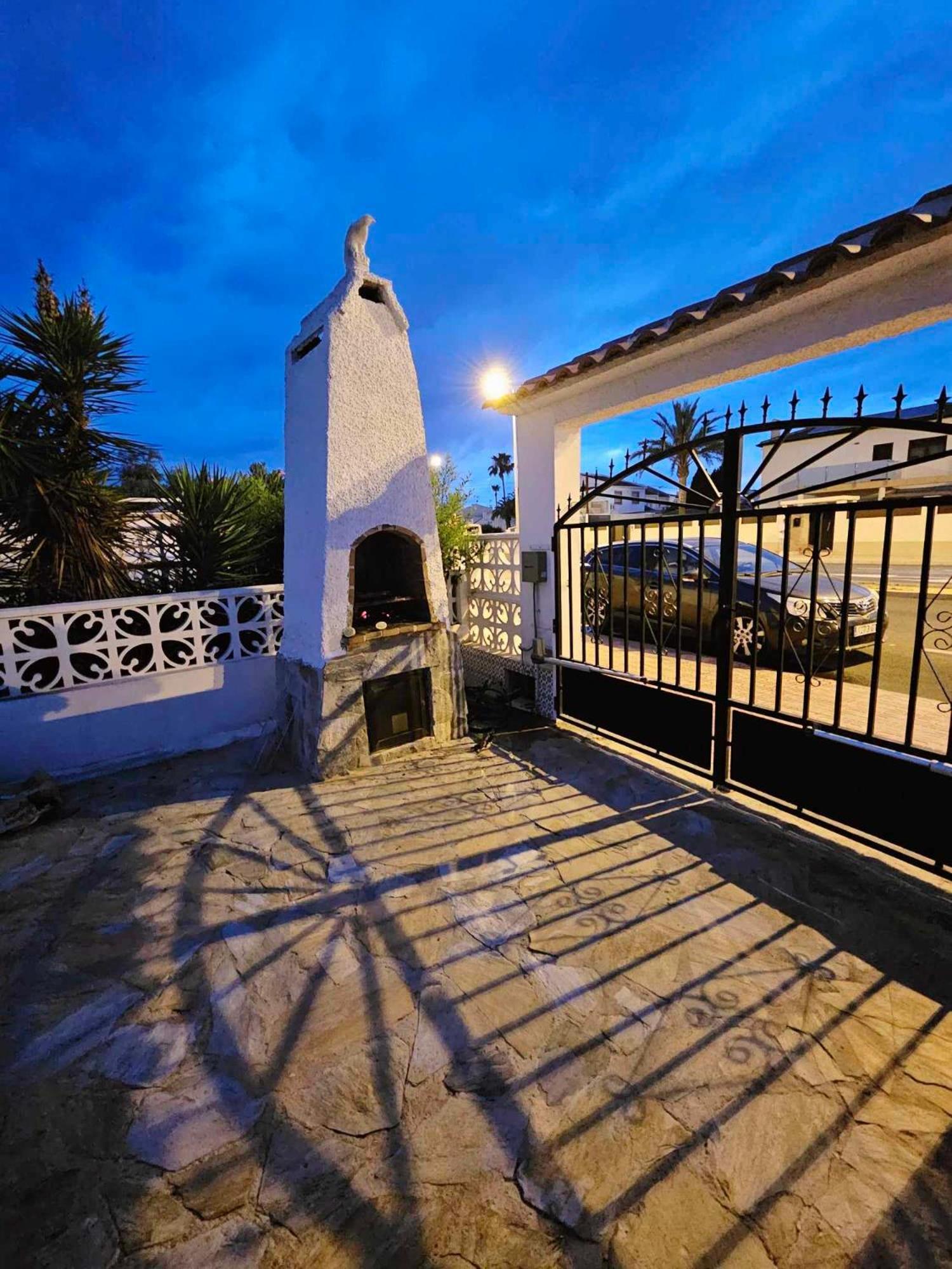 Holiday Apartments Torrevieja Exterior foto